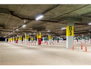 深圳大潤發超市停車場照明-三防燈案例